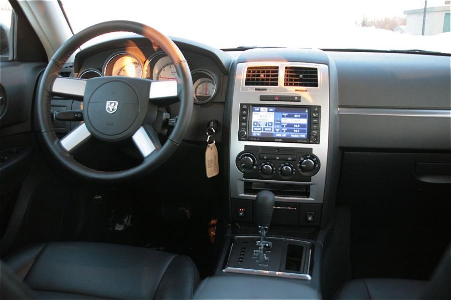  Dodge Charger SXT 3.5 2009 года  (фото 21 из 30)